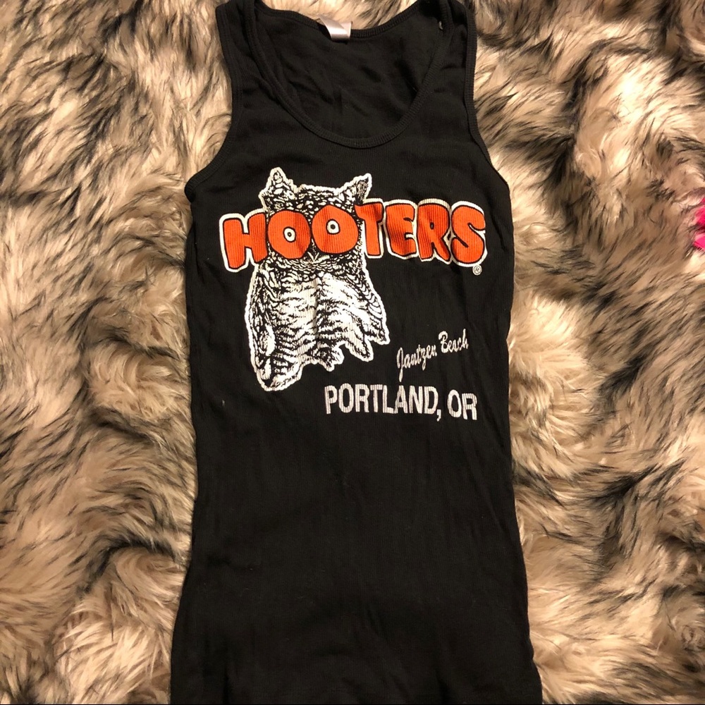 ❄️💙 Hooters Tank